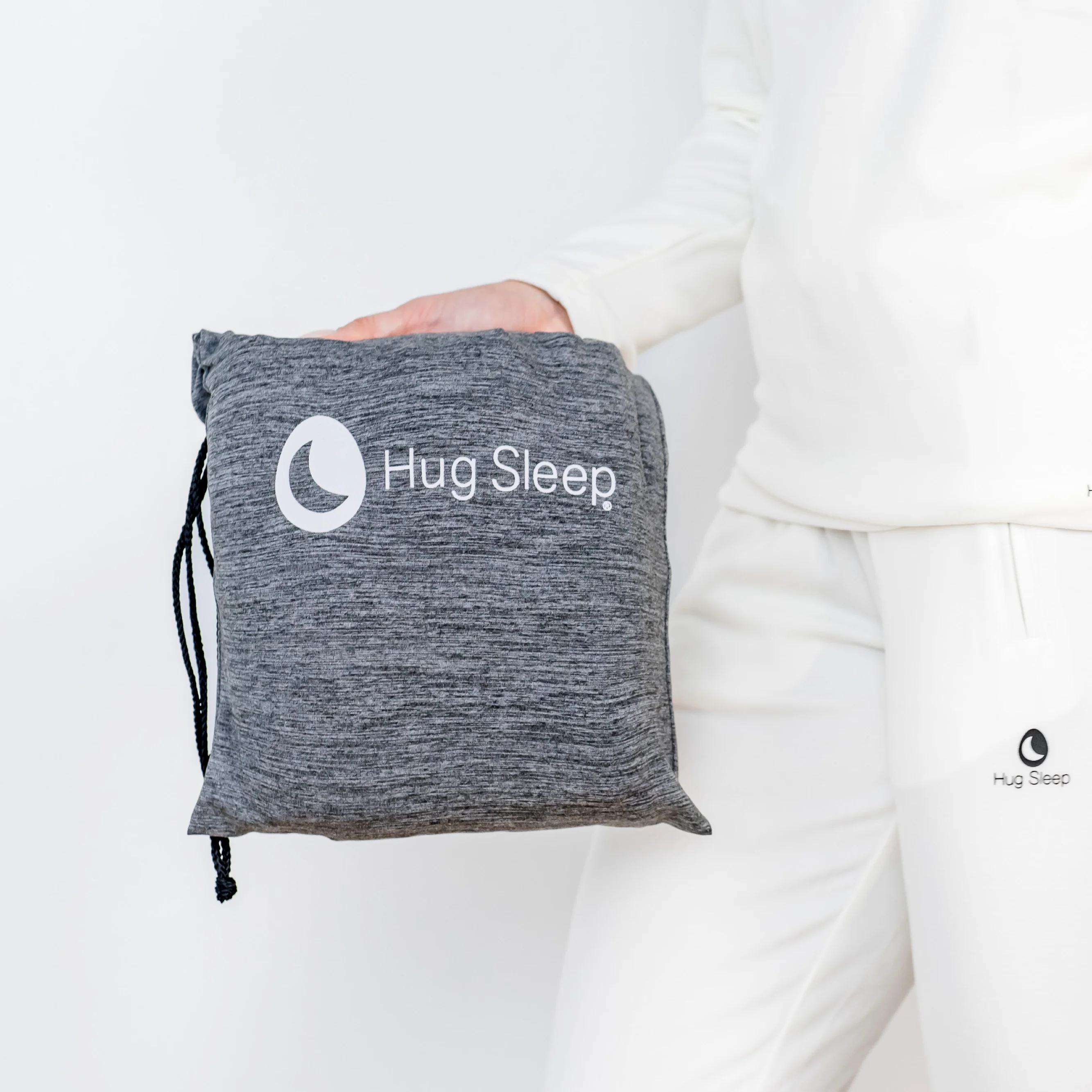 HugStretch™ Cozy Carry Bag - Image 6